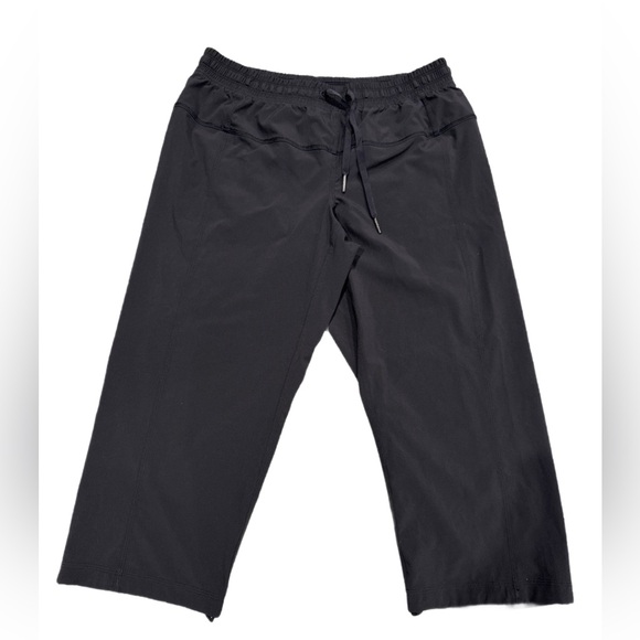 lululemon Shanti Cropped Pants 6 - Picture 1 of 5